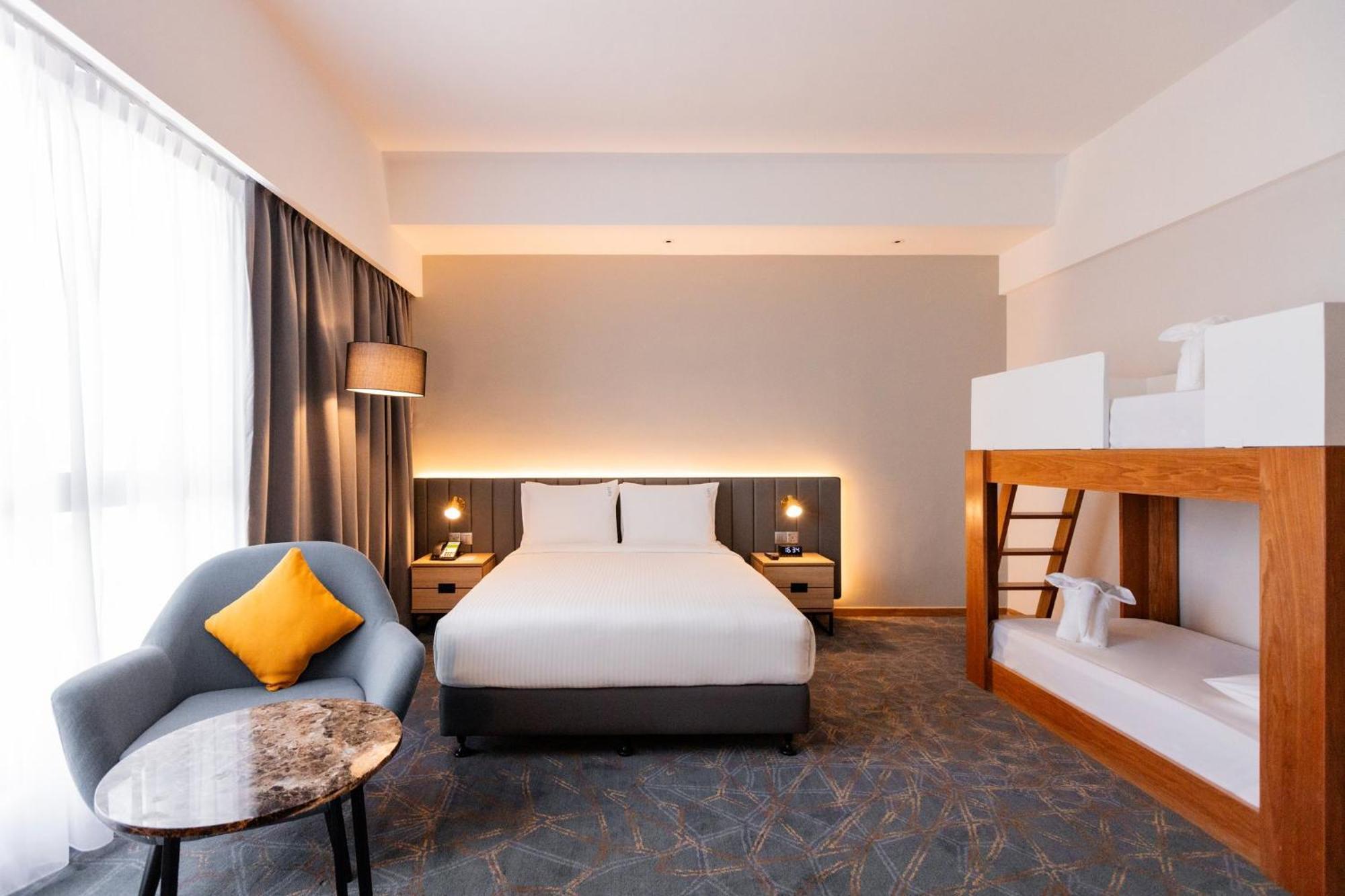 Holiday Inn Sepang - Airport Exterior photo