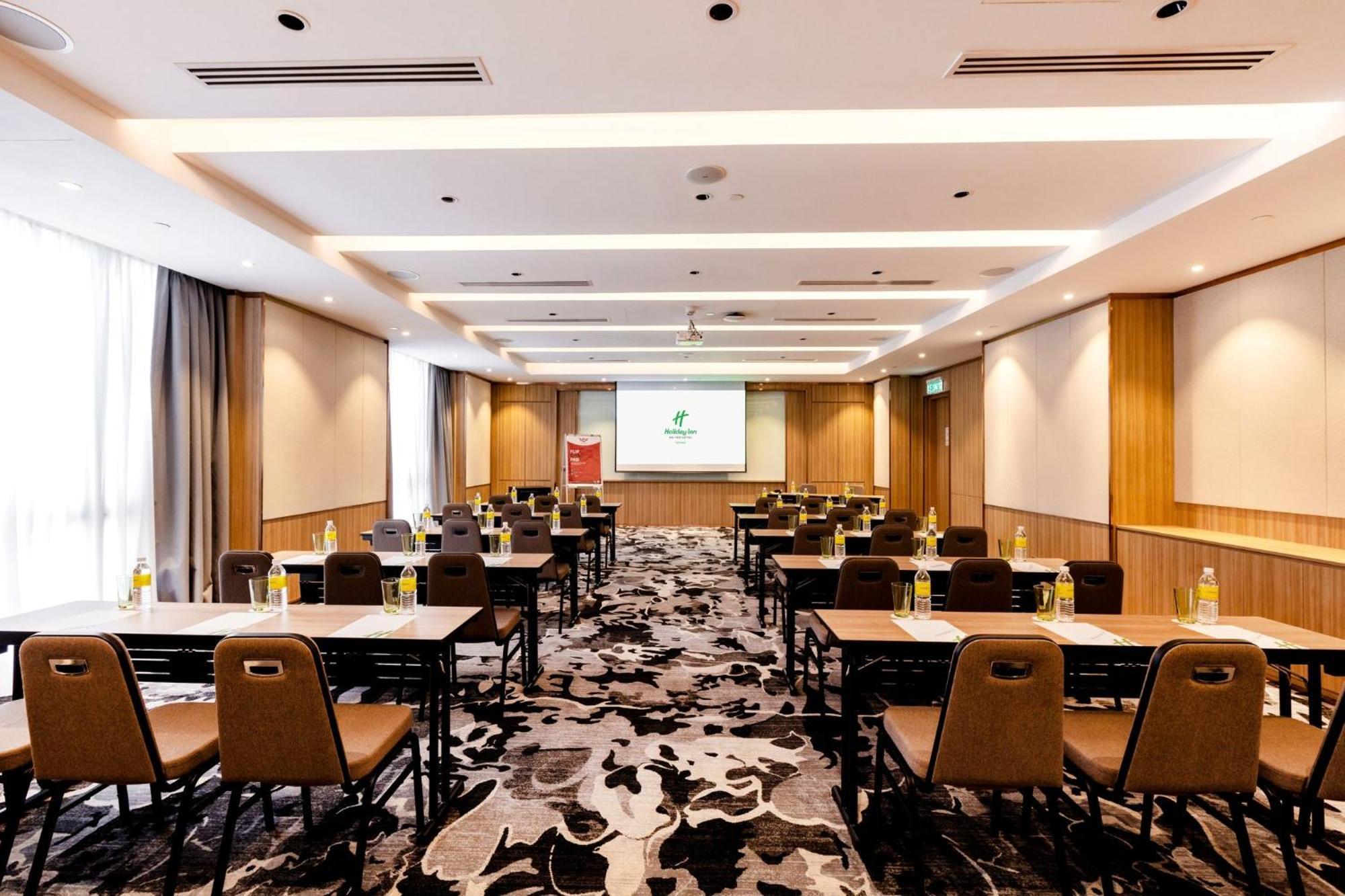 Holiday Inn Sepang - Airport Exterior photo