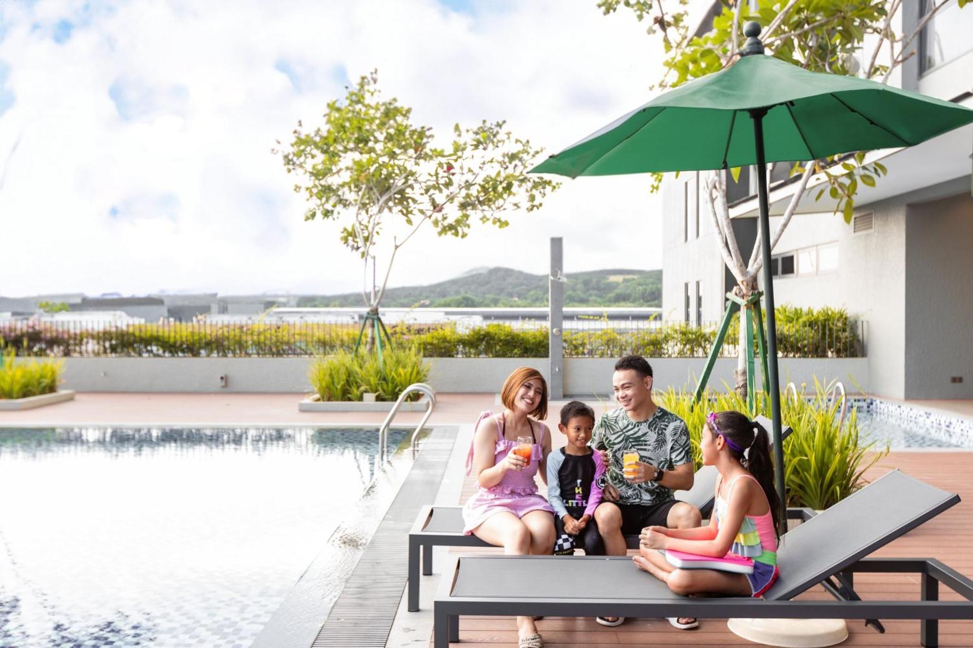 Holiday Inn Sepang - Airport Exterior photo